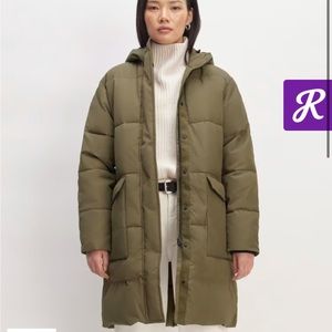 Everlane ReNew Long Puffer Coat in Kalamata
